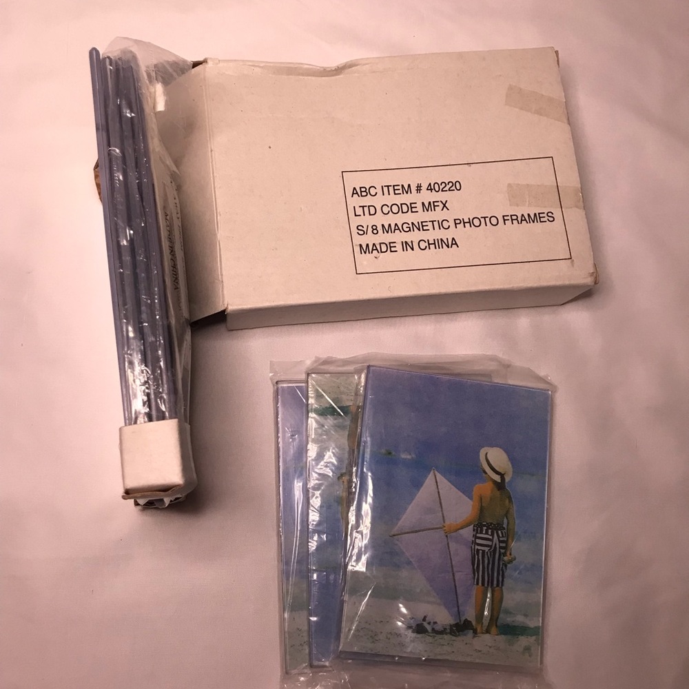 NWT LTD Magnetic Picture Frames Set of 7 - Picture 3 of 7